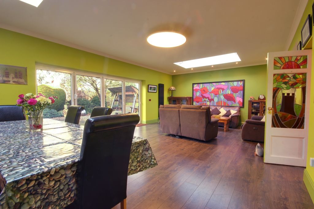 Additional image 3 of 4 bed detached house for sale20 Longcroft Park, Beverley HU17