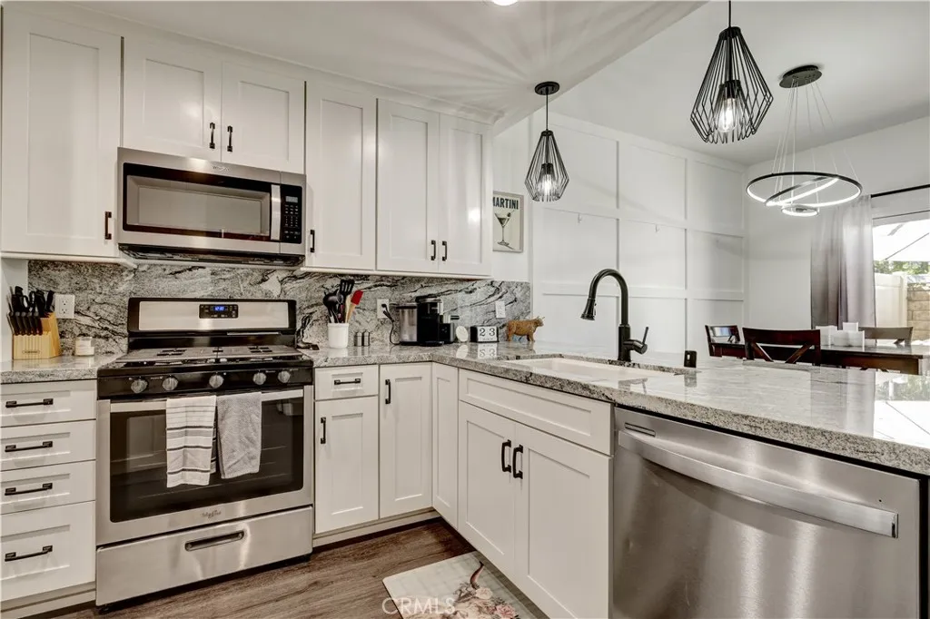 Additional image 67 of 28102 Bobwhite Cir Unit 3, Saugus, CA 91350