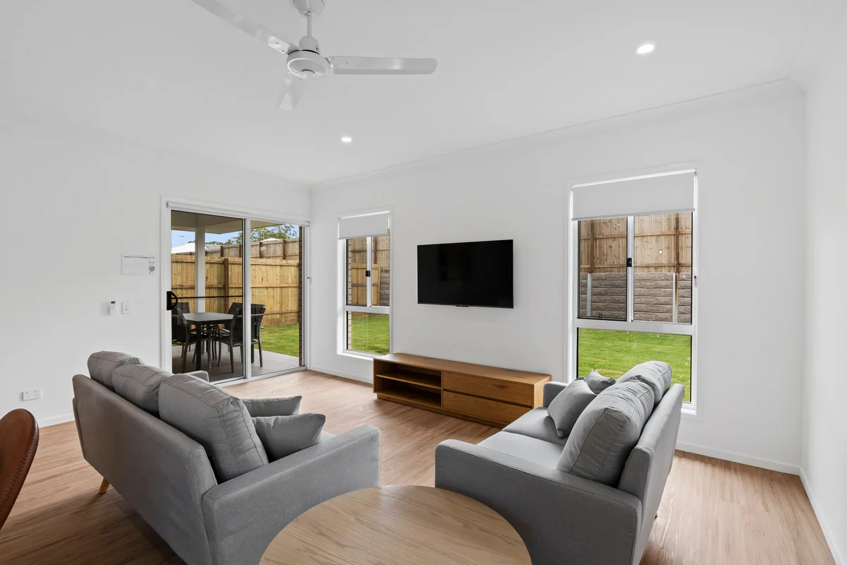 Additional image 27 of 2/44 Hewing Place, Park Ridge QLD 4125