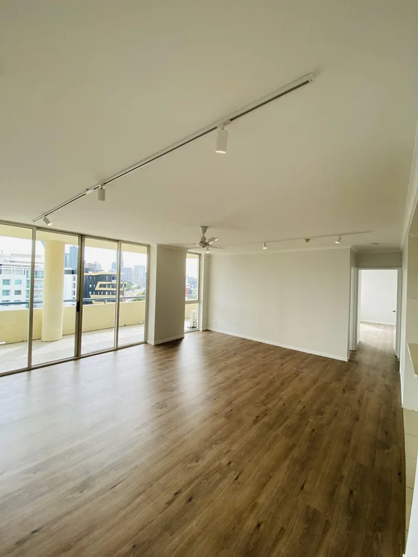 39/57 Lambert Street, Kangaroo Point QLD 4169 photo 3
