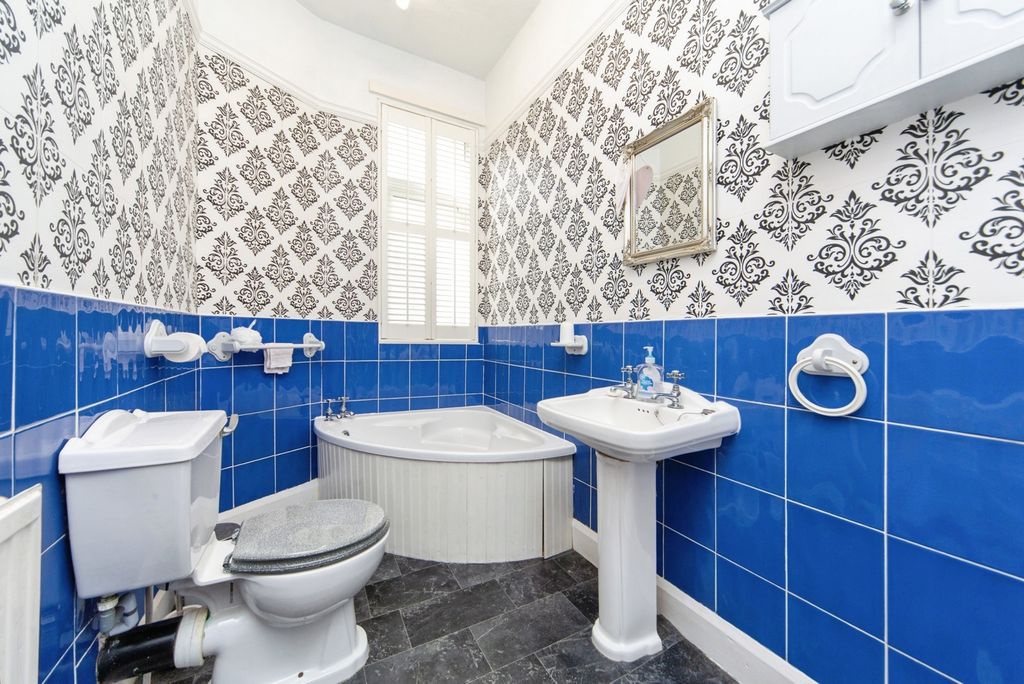 Additional image 17 of 4 bed end terrace house for saleKingsdale Avenue, Birkenhead CH42