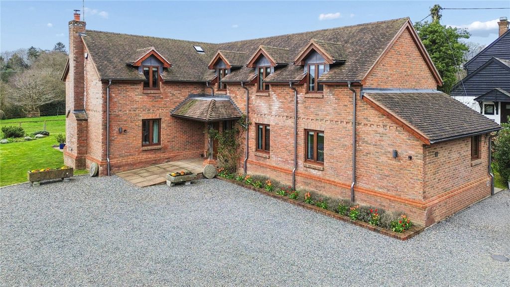 Additional image 18 of 4 bed detached house for saleRossway, Berkhamsted, Hertfordshire HP4