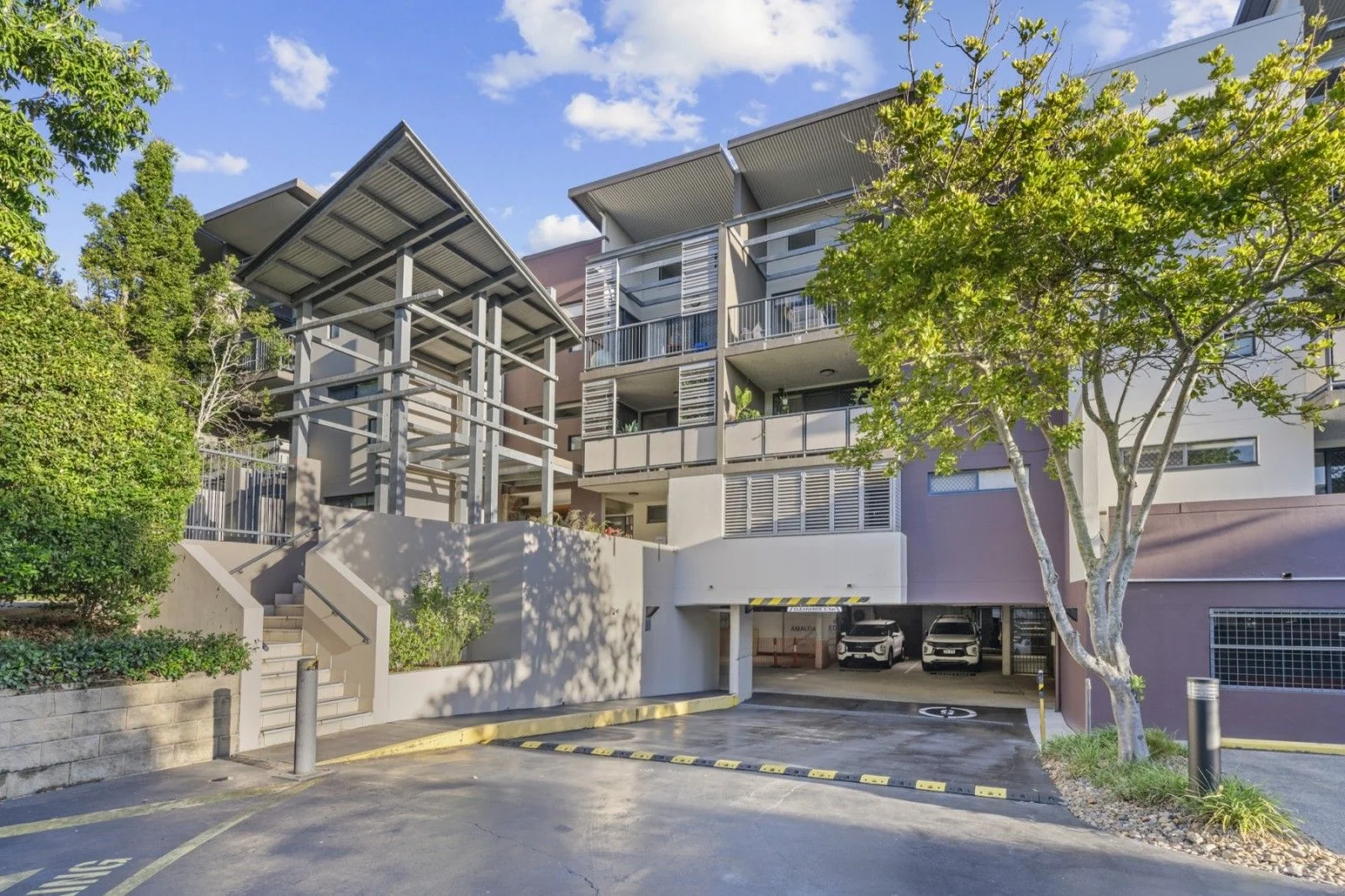 Additional image 2 of ID:21173128/38 Brougham Street, Fairfield QLD 4103