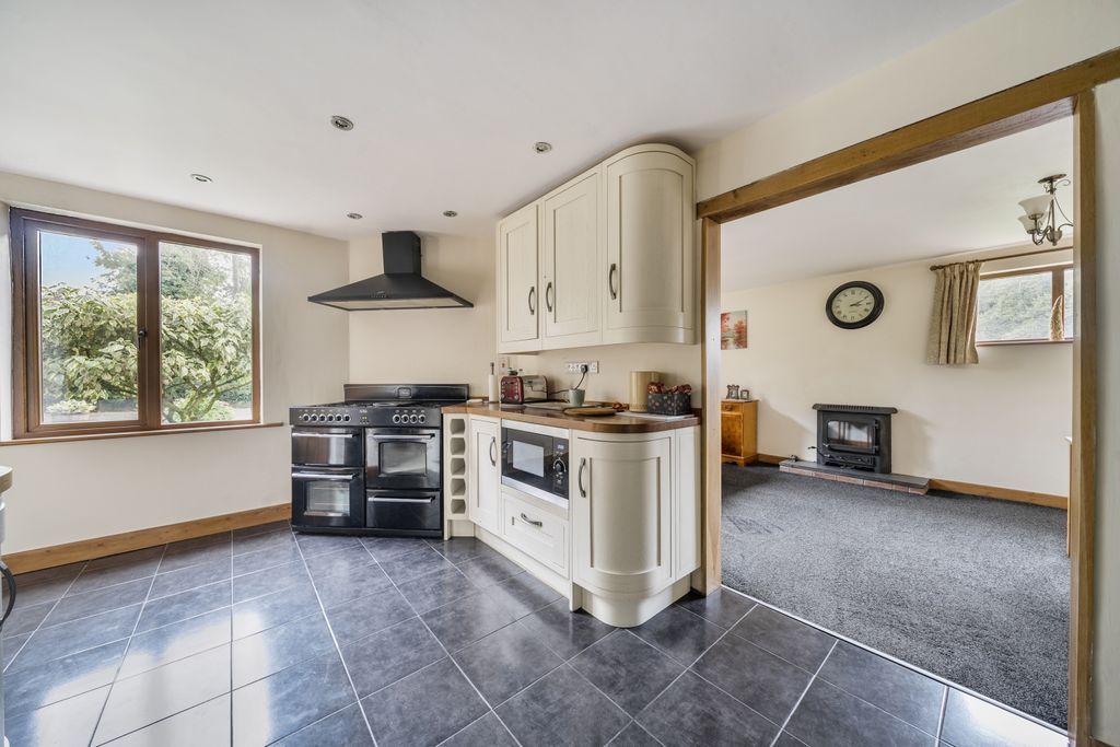 Additional image 3 of 6 bed detached house for saleBeaworthy, Devon EX21