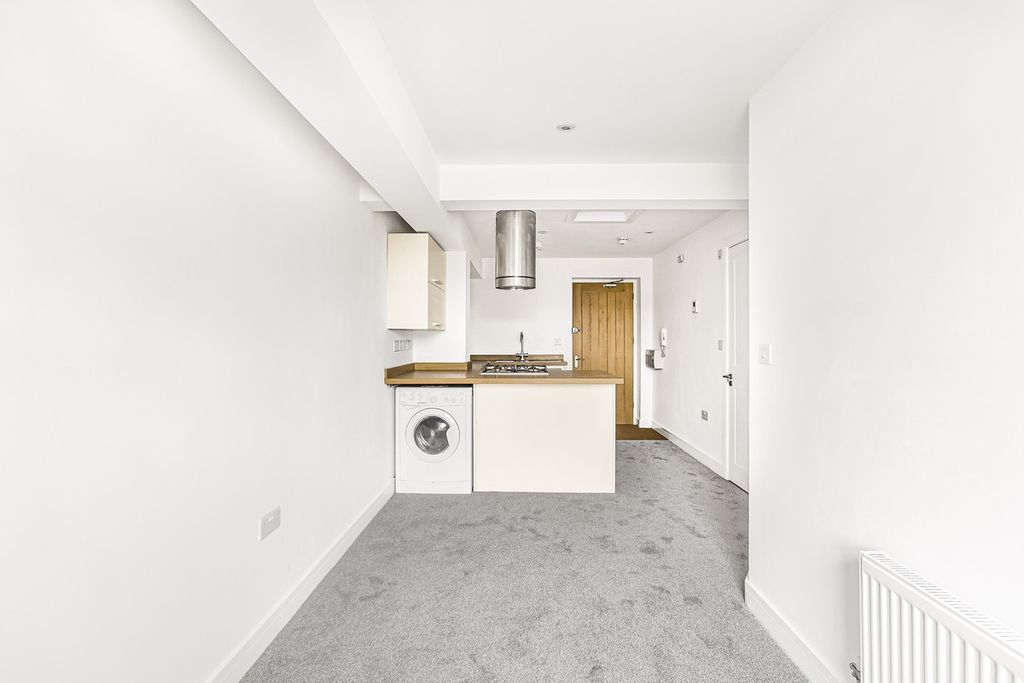 Additional image 3 of 1 bed flat for saleWest St Helen Street, Abingdon OX14