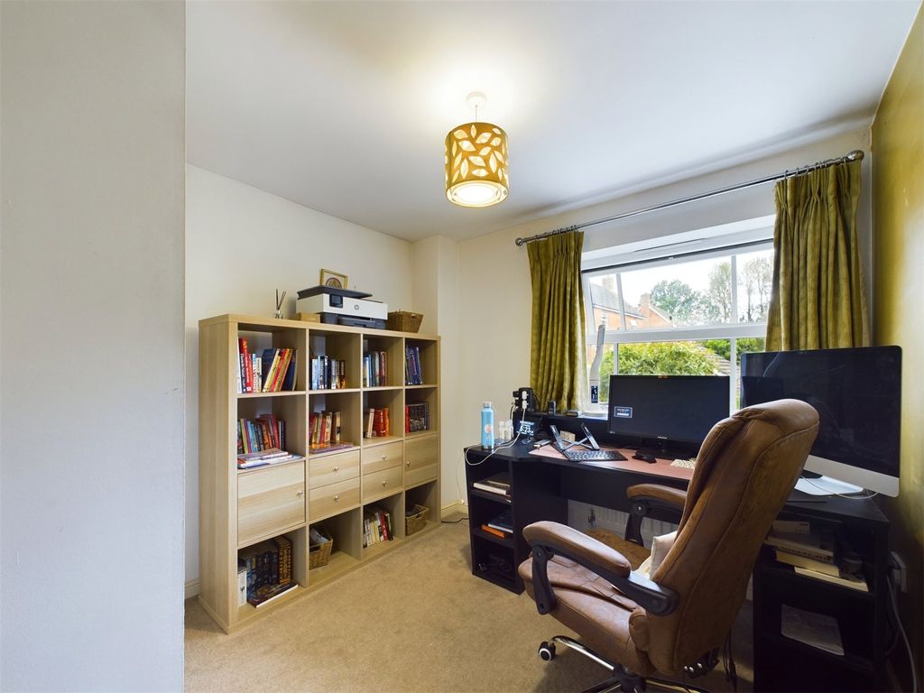 Additional image 8 of 5 bed detached house for saleArbery Way, Arborfield, Berkshire RG2