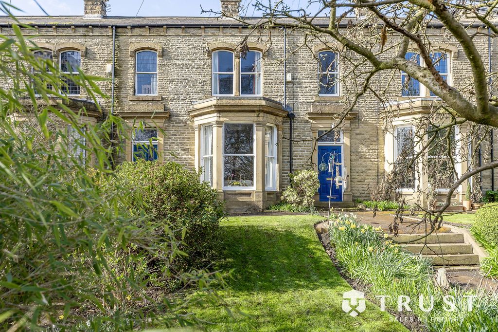 Additional image 47 of 4 bed terraced house for saleGrosvenor Road, Batley WF17