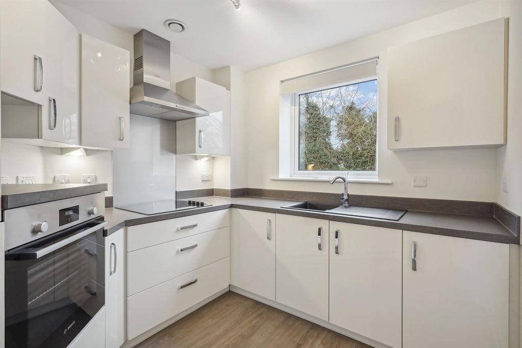 Additional image 3 of 1 bed flat for saleWayfarer Place, The Dean, Alresford SO24
