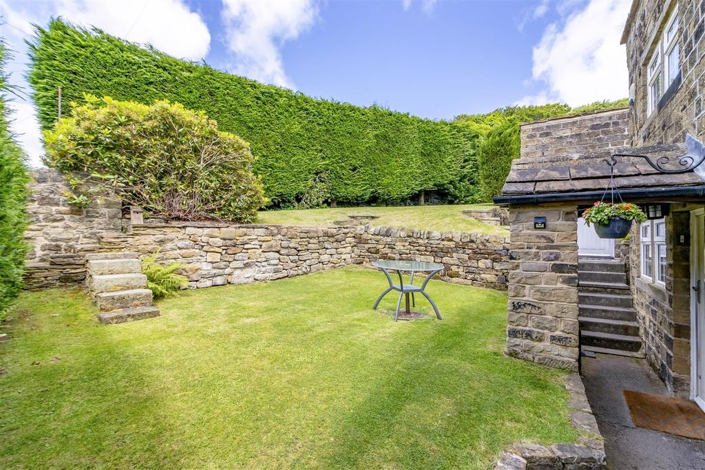 Additional image 24 of 4 bed semi-detached house for sale2 Crowther Fold, Harden, Bingley BD16