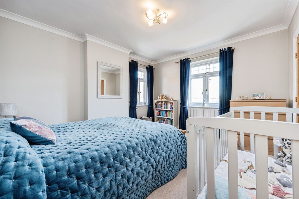 Additional image 22 of 4 bed detached house for saleMarroway, Weston Turville, Aylesbury HP22