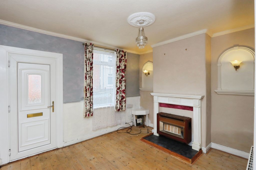 Additional image 2 of 2 bed terraced house for saleSanforth Street, Chesterfield S41