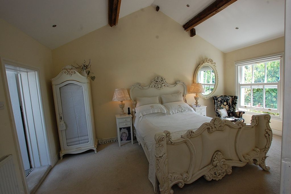 Additional image 20 of 4 bed end terrace house for saleKings Road, Ashton-Under-Lyne, Greater Manchester OL6