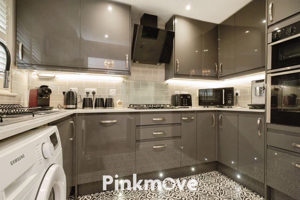 Additional image 3 of 2 bed semi-detached house for saleSchooner Circle, Newport NP10