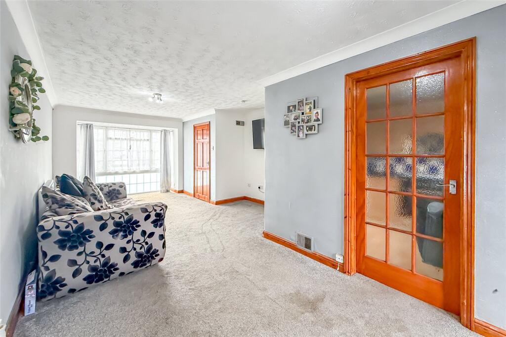 Additional image 5 of Elizabeth Court, St. Albans, Hertfordshire, AL4