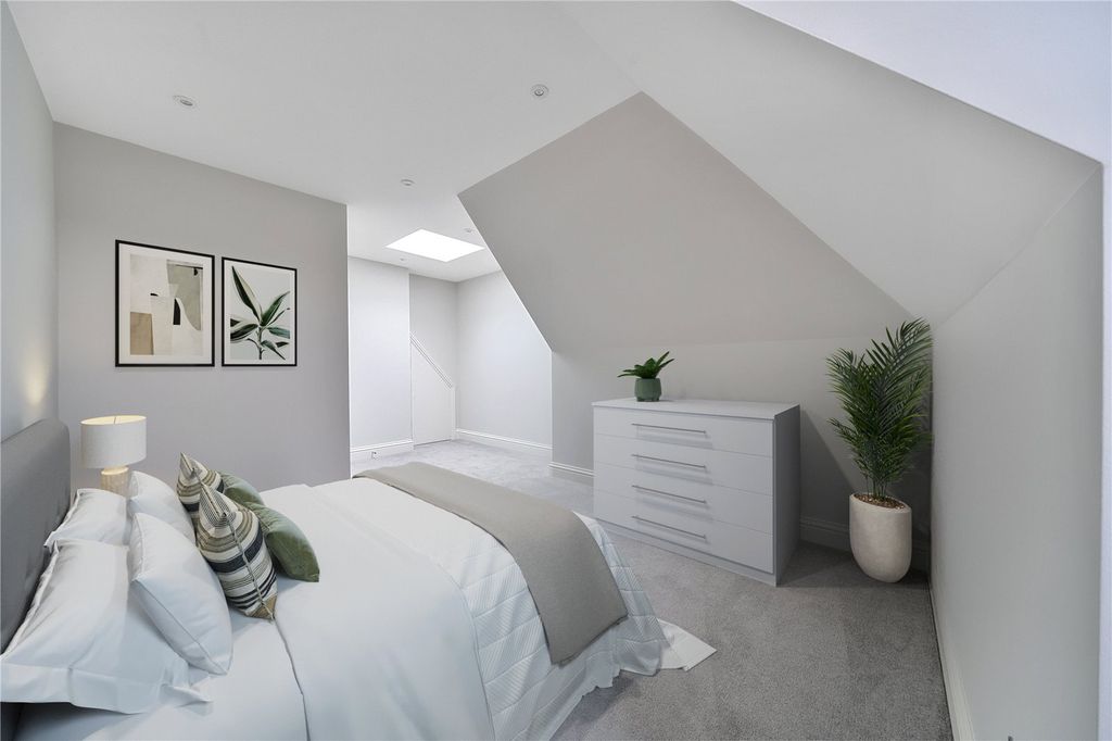 Additional image 6 of 2 bed flat for saleBromley Road, Beckenham BR3