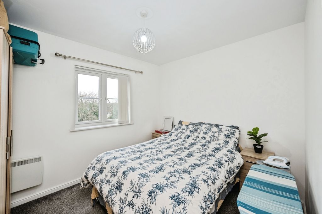 Additional image 13 of 2 bed flat for saleMoorland Green, Gorseinon, Swansea SA4