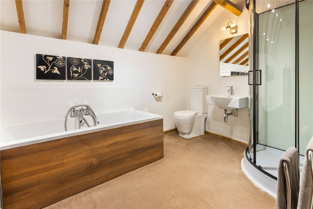 Additional image 20 of 5 bed bungalow for saleLincoln Road, Welton Le Wold, Louth, Lincolnshire LN11