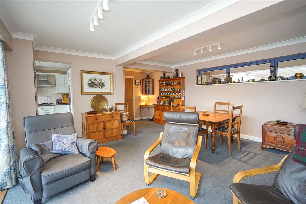 Additional image 4 of 2 bed flat for saleNew Road, Bideford EX39