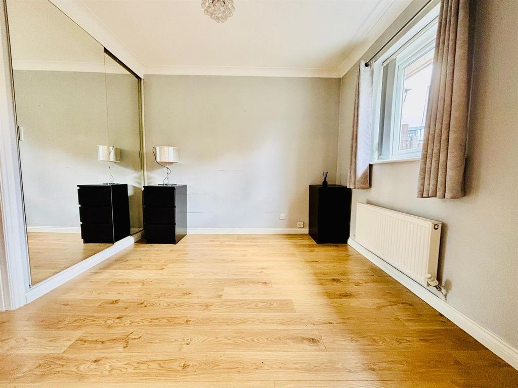 Additional image 6 of 2 bed semi-detached bungalow for saleThornhill Croft, Wortley, Leeds LS12