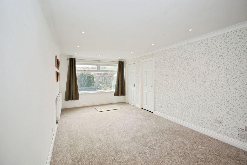 Additional image 4 of 2 bed detached bungalow for saleHeol Clyd, Caerphilly CF83