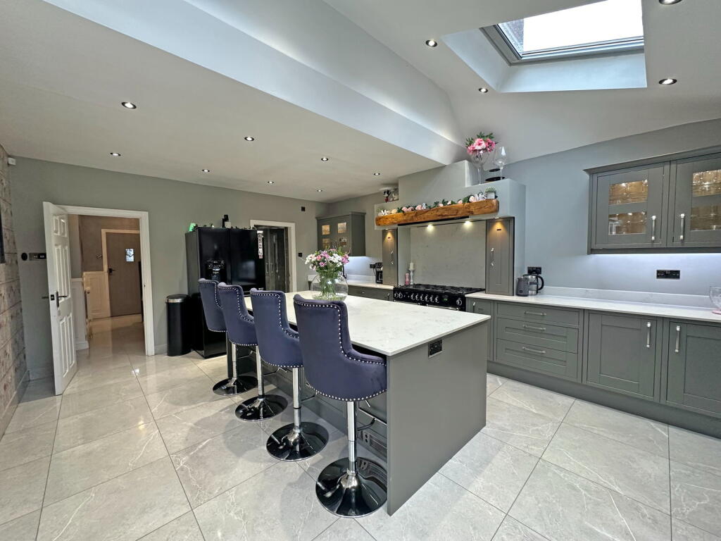 Knightsbridge Road, Solihull, B92 8RB