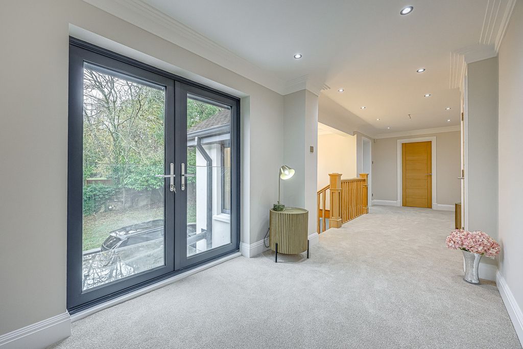 Additional image 25 of 5 bed detached house for saleBowers Road, Benfleet SS7