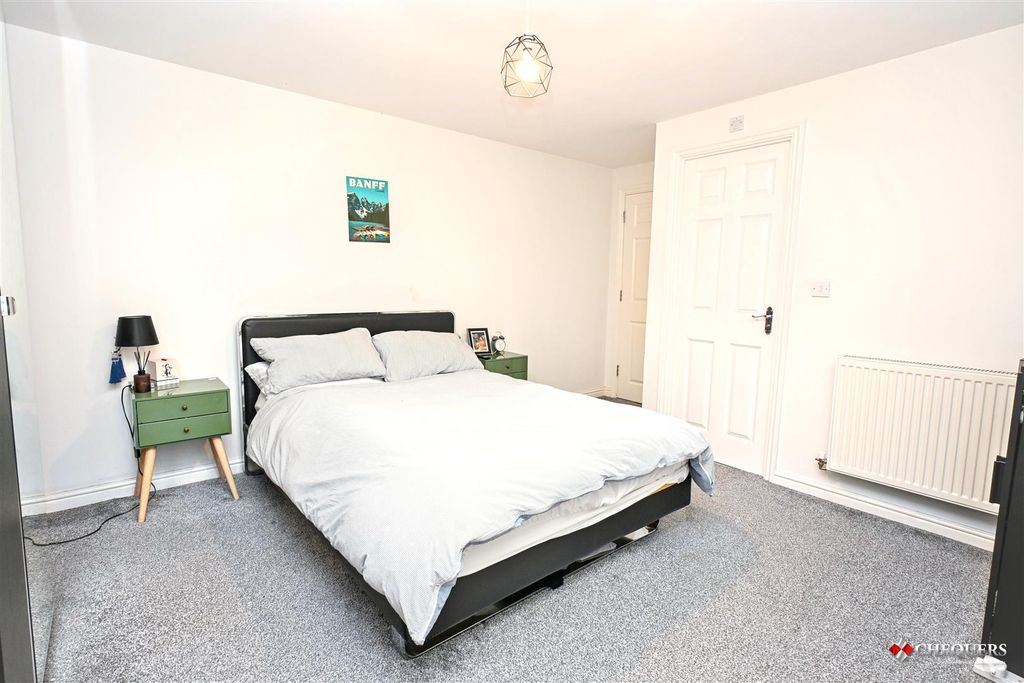 Additional image 6 of 2 bed flat for saleSherbourne Road, Basingstoke RG21