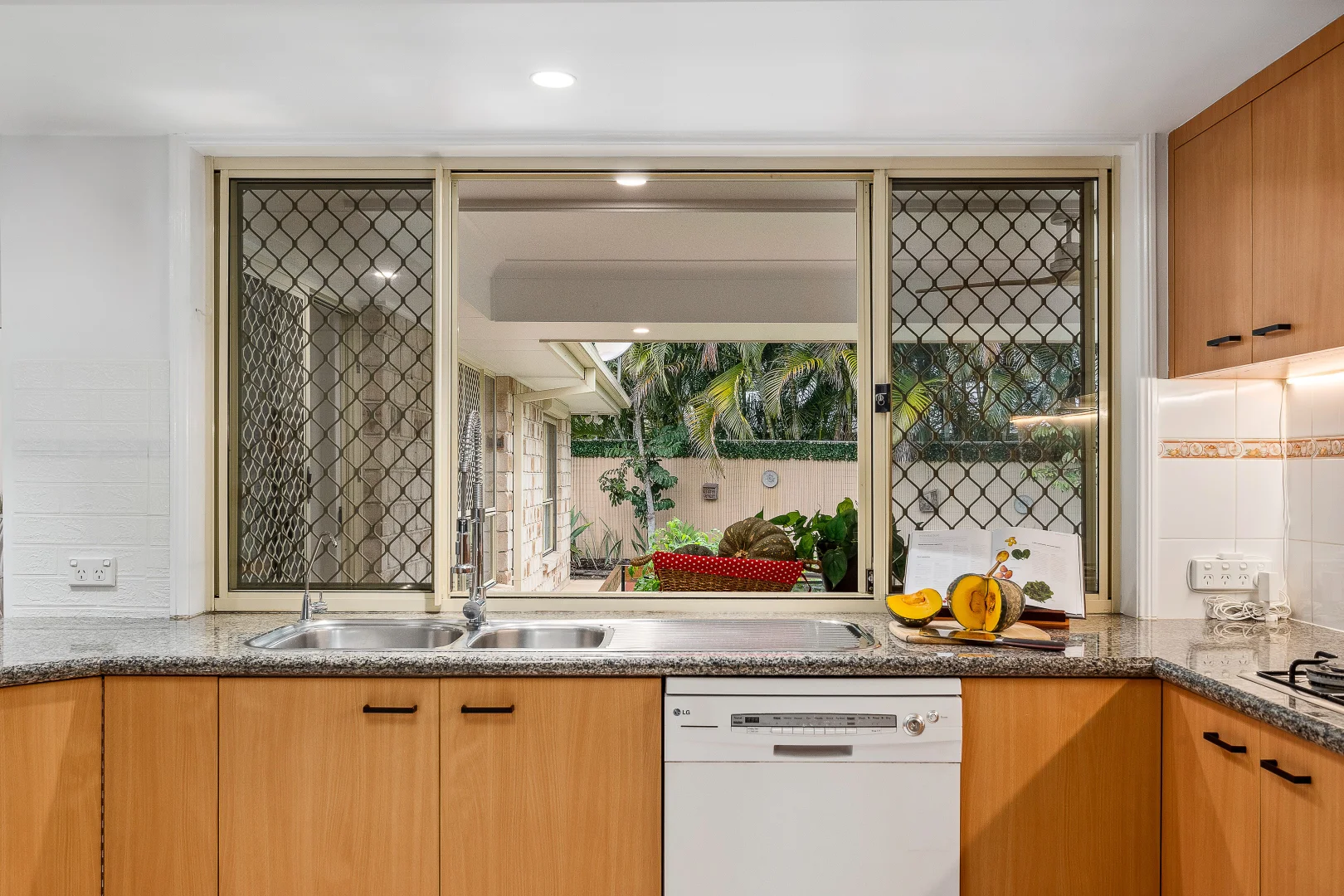Additional image 5 of 5 Cliff Salisbury Court, Samford Village QLD 4520