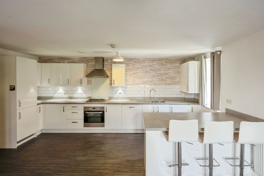 Additional image 2 of 2 bed flat for saleRosso Close, Doncaster, South Yorkshire DN4