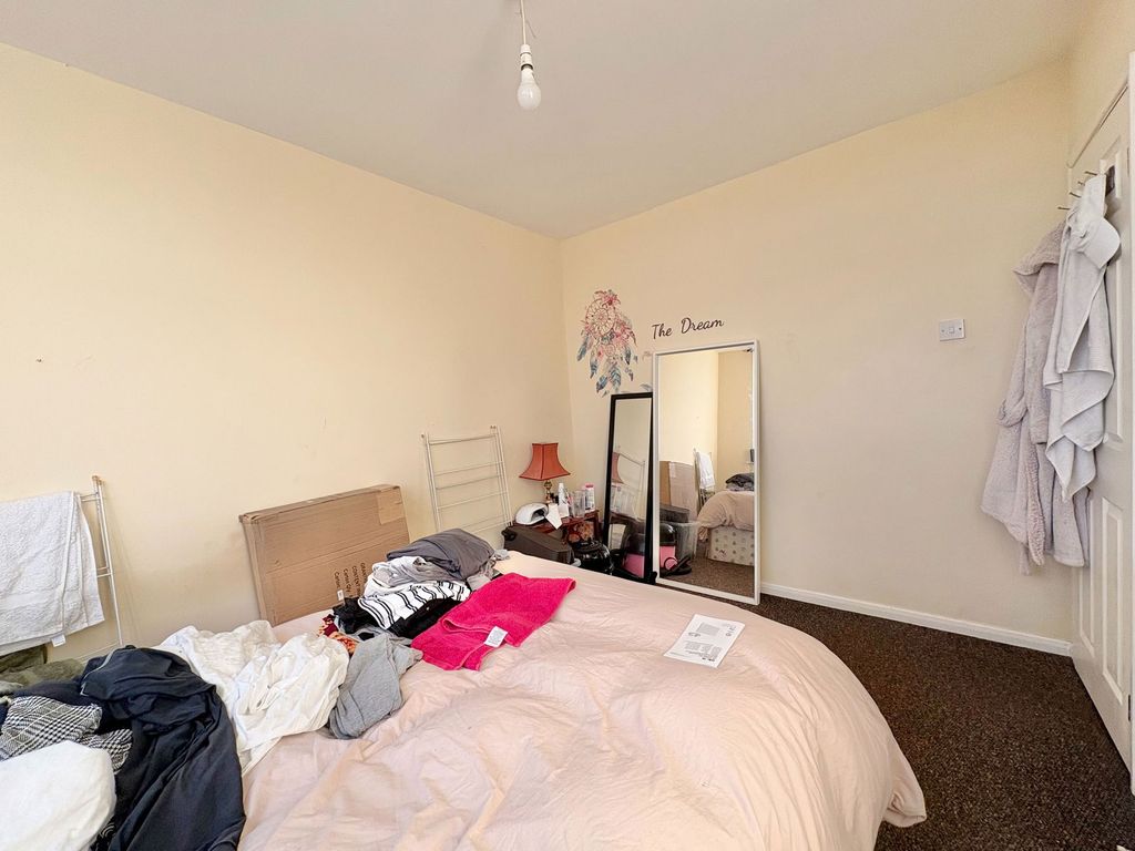 Additional image 10 of 2 bed flat for saleBrowns Lane, Dordon, Tamworth B78