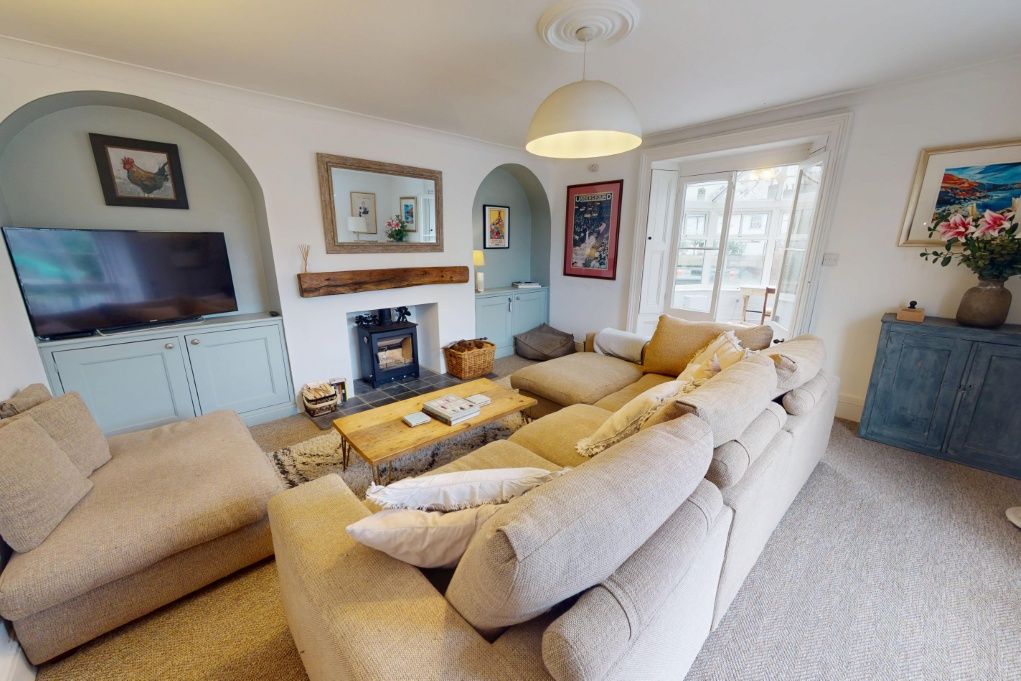 Additional image 2 of 6 bed detached house for saleGillingham NR34