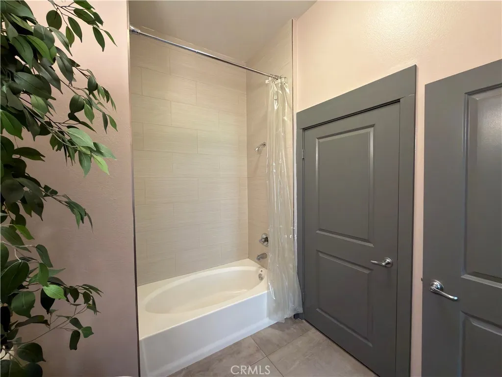 Additional image 38 of 24595 Town Center Drive Unit 3105, Valencia, CA 91355