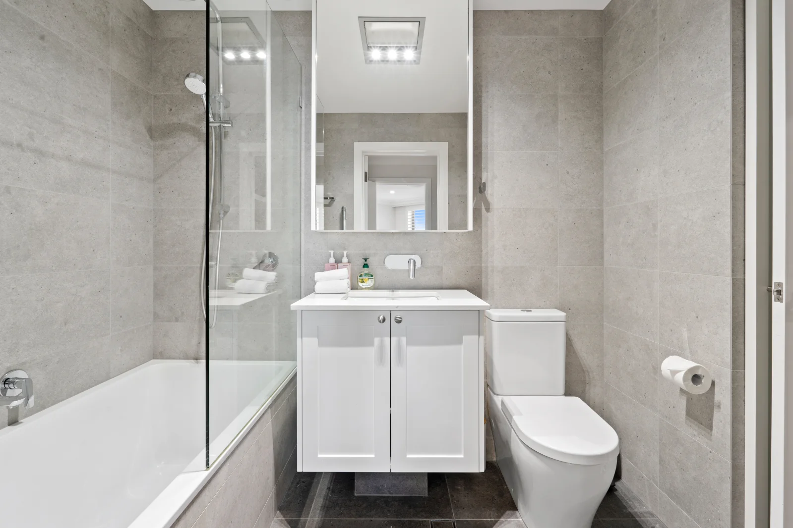 Additional image 13 of 4/79 Albatross Avenue, Mermaid Beach QLD 4218
