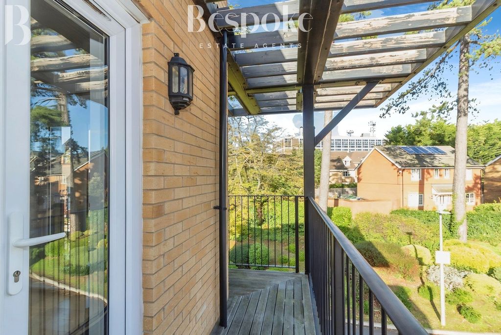 Additional image 4 of 2 bed flat for saleWhitley Rise, Reading RG2