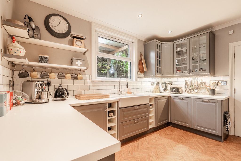 Additional image 13 of 4 bed detached house for saleIzane Road, Bexleyheath, Kent DA6