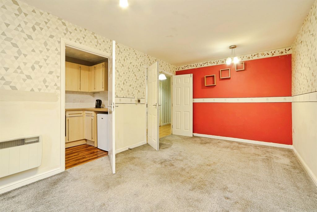 Additional image 6 of 2 bed flat for saleWhitehall Croft, Leeds LS12
