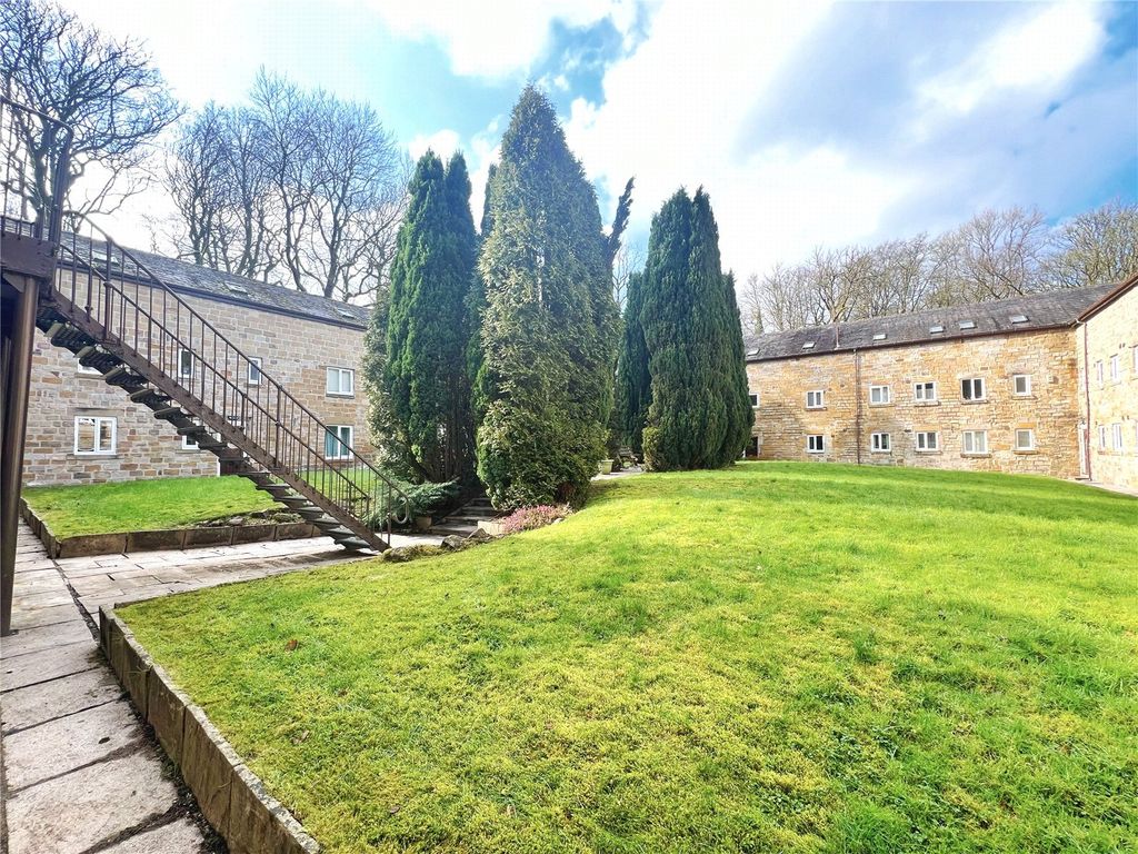 Additional image 11 of 2 bed flat for saleOldham Road, Ashton-Under-Lyne, Greater Manchester OL7