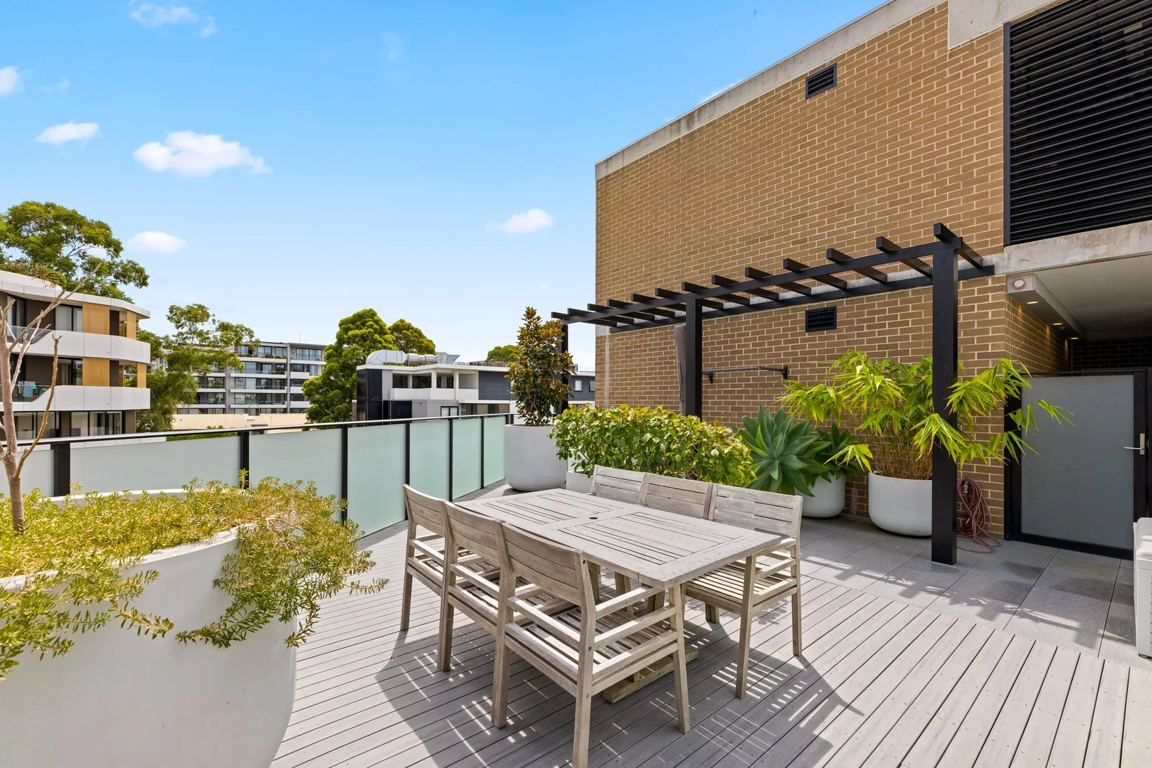 404/2 Higherdale Avenue, Miranda NSW 2228