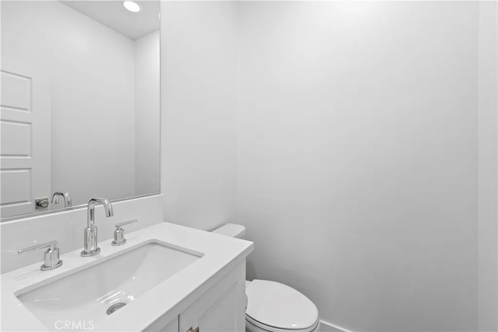 Additional image 38 of 235 Carmona, Lake Forest, CA 92630