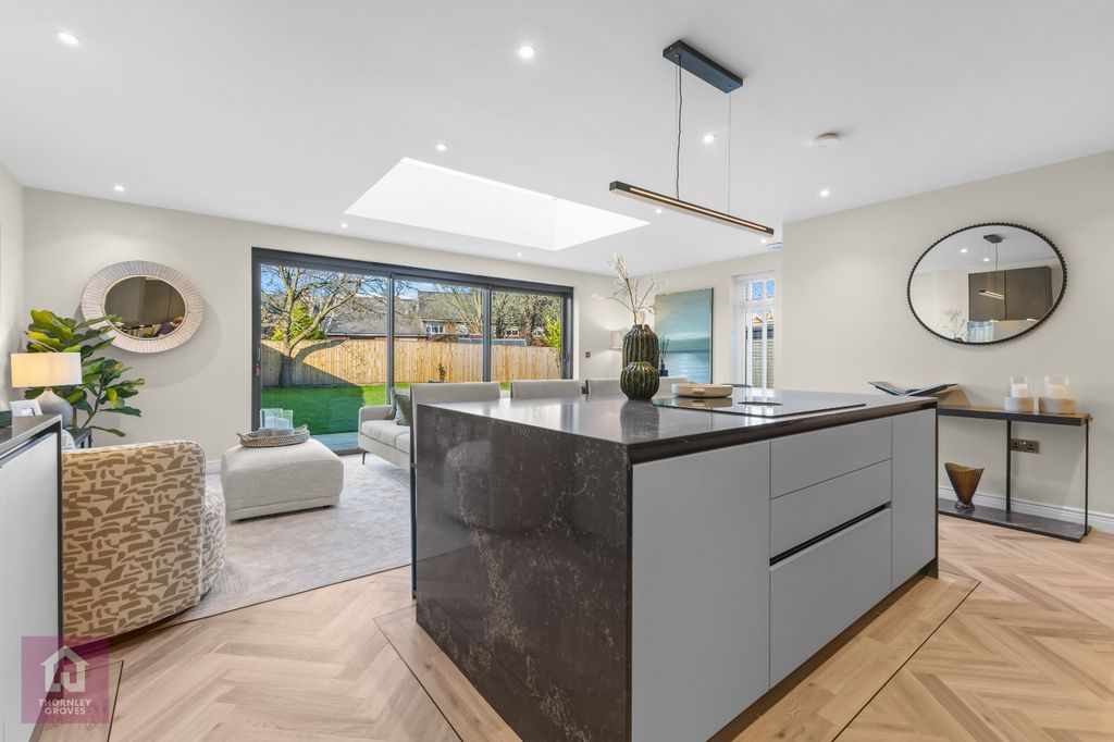 Additional image 6 of 5 bed semi-detached house for saleBrentwood Crescent, Altrincham WA14