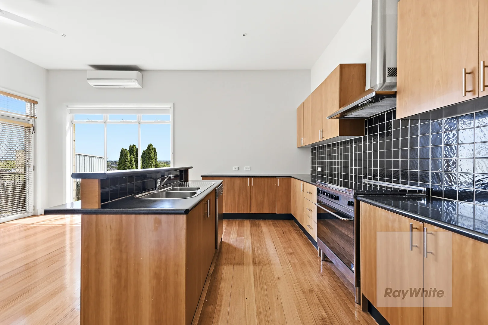 Additional image 7 of 18 Warramunga Road, Bundoora VIC 3083