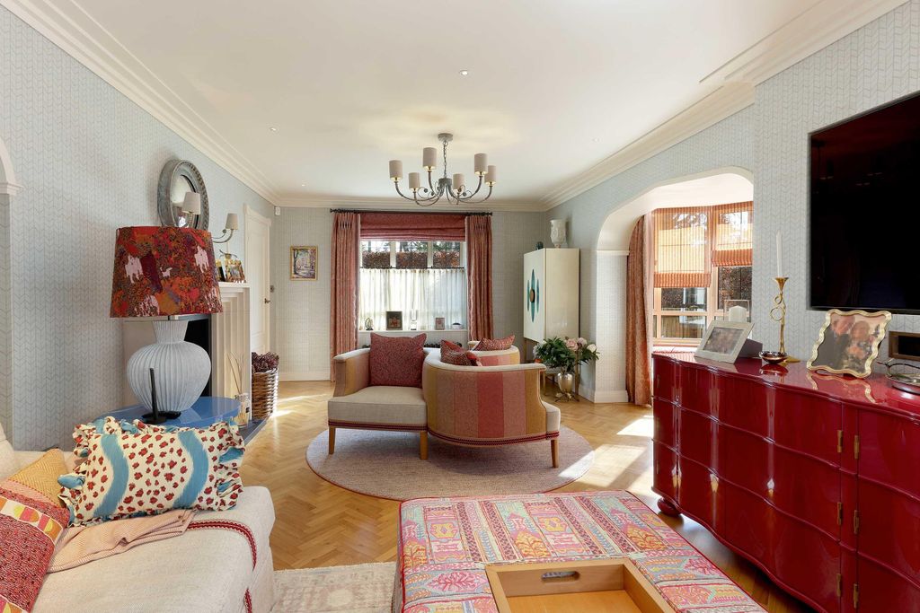 Additional image 11 of 5 bed detached house for saleShootersway Lane, Berkhamsted, Hertfordshire HP4
