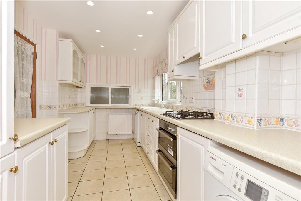 Additional image 6 of 3 bed detached house for saleQueens Avenue, Birchington, Kent CT7