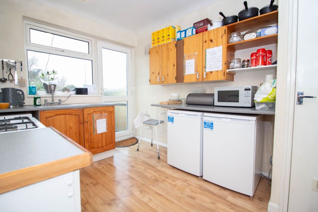 Additional image 7 of 3 bed detached house for saleGreenfield Avenue, Carpenders Park, Watford WD19
