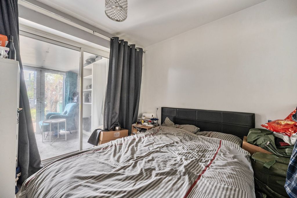 Additional image 14 of 3 bed terraced house for saleDartmouth Walk, Basingstoke RG22