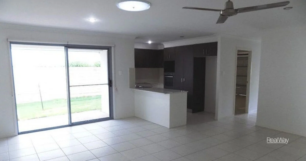 1/35 Cinnamon Drive, Glenvale QLD 4350 photo 3