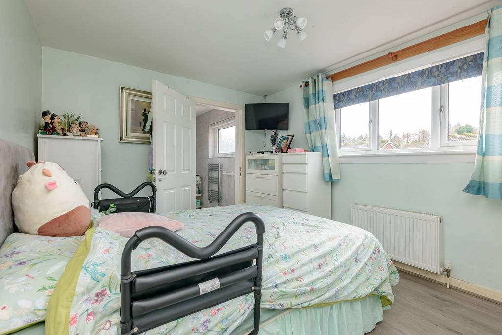 Additional image 12 of 4 bed semi-detached house for saleBaberton Mains Brae, Edinburgh EH14