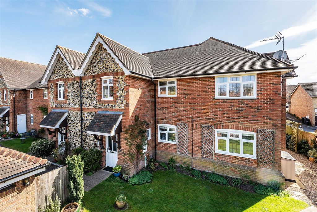 Additional image 28 of 2 bed flat for saleMarlborough Court, The Marld, Ashtead KT21
