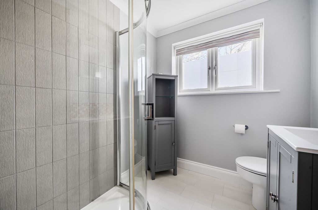 Additional image 19 of 4 bed detached house for saleHillside Road, Aldershot, Hampshire GU11