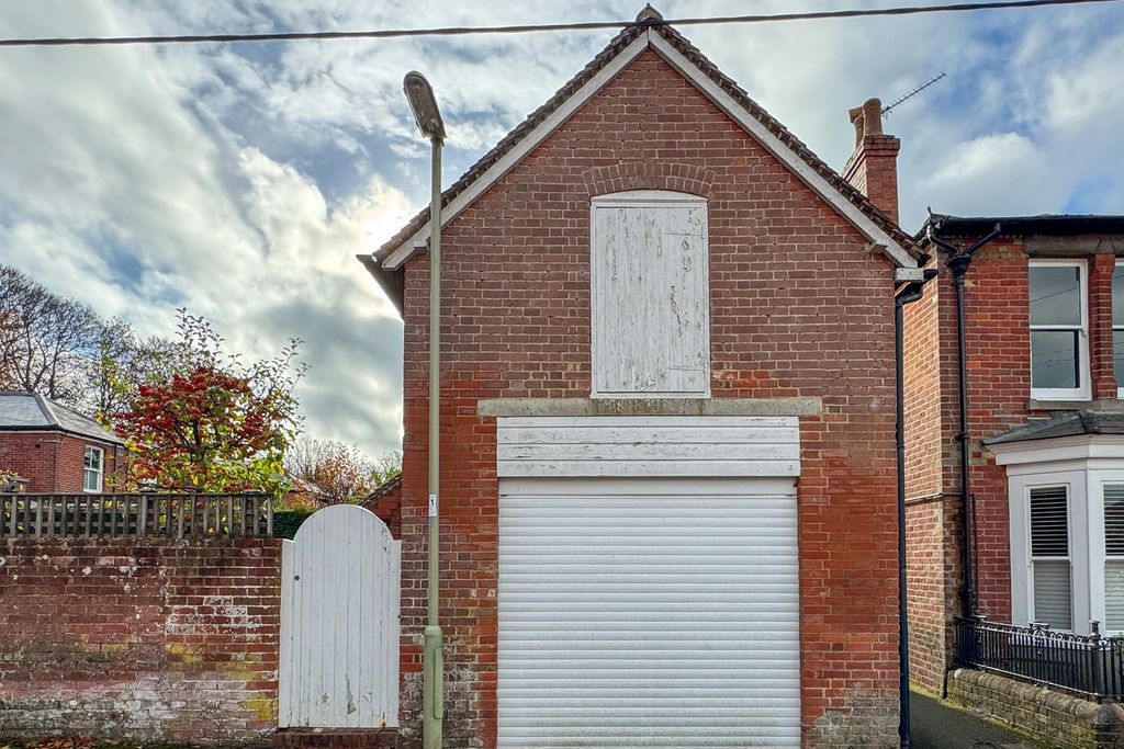 Additional image 4 of 3 bed end terrace house for saleEdward Terrace, Alresford SO24